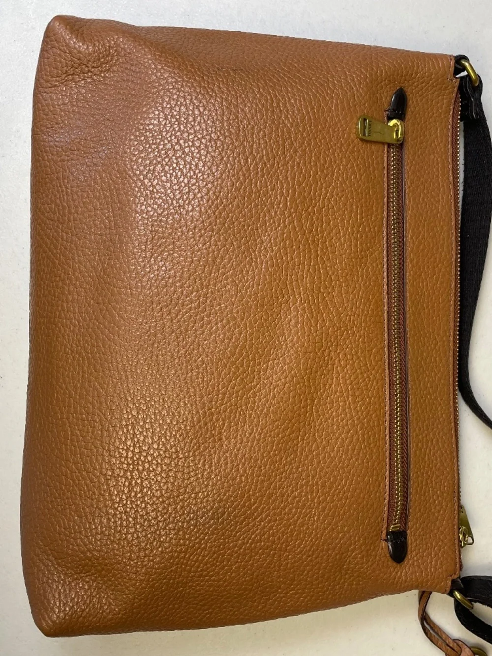 FOSSIL Kinley Pocket Crossbody Bag Leather Colorblock Brown Black Minimalist